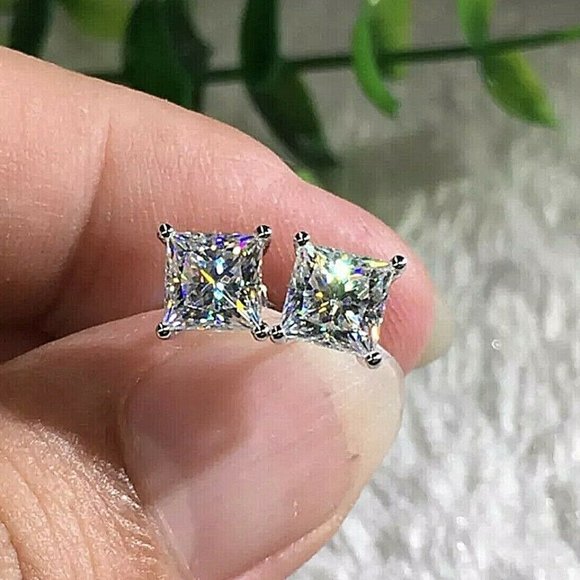 2.5 CT PRINCESS CUT STUD EARRINGS!!!